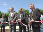 Ein Musterbeispiel interkommunaler Zusammenarbeit: Die neuen Parkplätze an der Kreisklinik in Mühldorf
