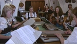 Zum Advent: Die Obertaufkirchner Schulhausmusik in der Schloßgaststätte in Walkersaich