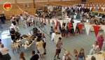 So viele Interessierte wie nie zuvor bei "Oid's und Nei's", dem Trachtenmarkt der Stoabacher in Aschau