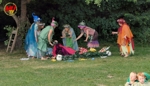 Theatergruppe Kraiburg kurz vor der Premiere zu ihrem Jubiläums-Freilichtspiel
